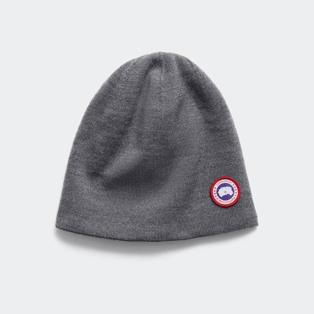 Canada Goose Men's Grey Knit Beanie with Logo Patch - Picture 2 of 16